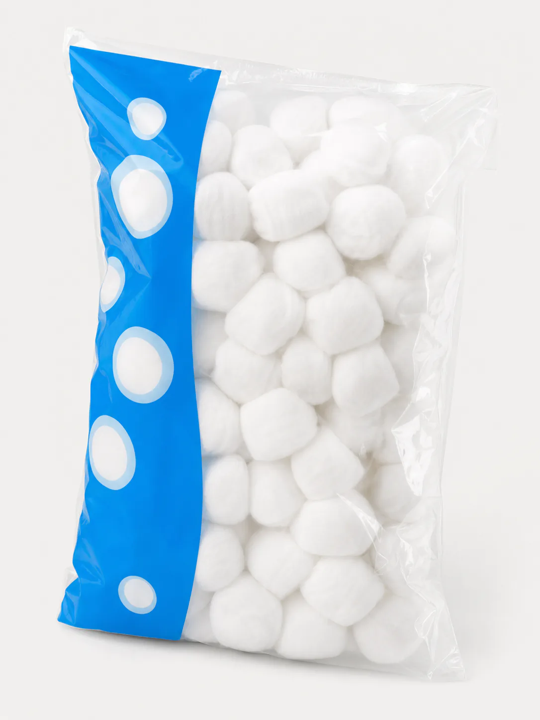 Embalagem com bolas de algodão branco